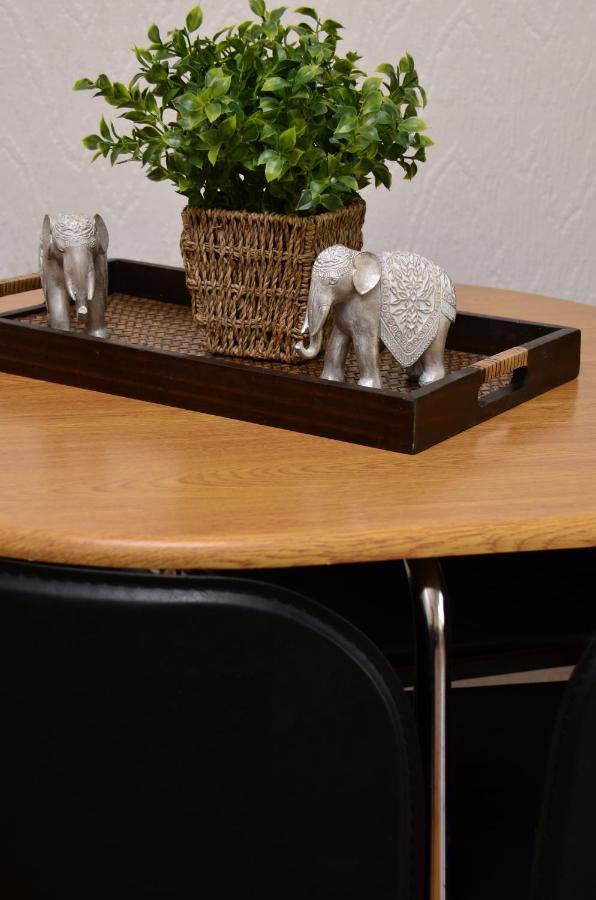 33Sm Dreams Unlimited Serviced Accommodation- Staines - Heathrow Stanwell Eksteriør billede
